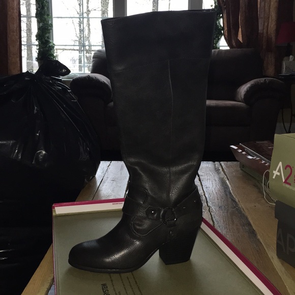 Small - Picture 3 of 5